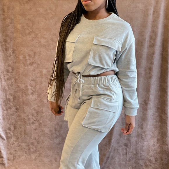 (NWT) Cargo Jogger Two-Piece Set - Picture 6 of 9